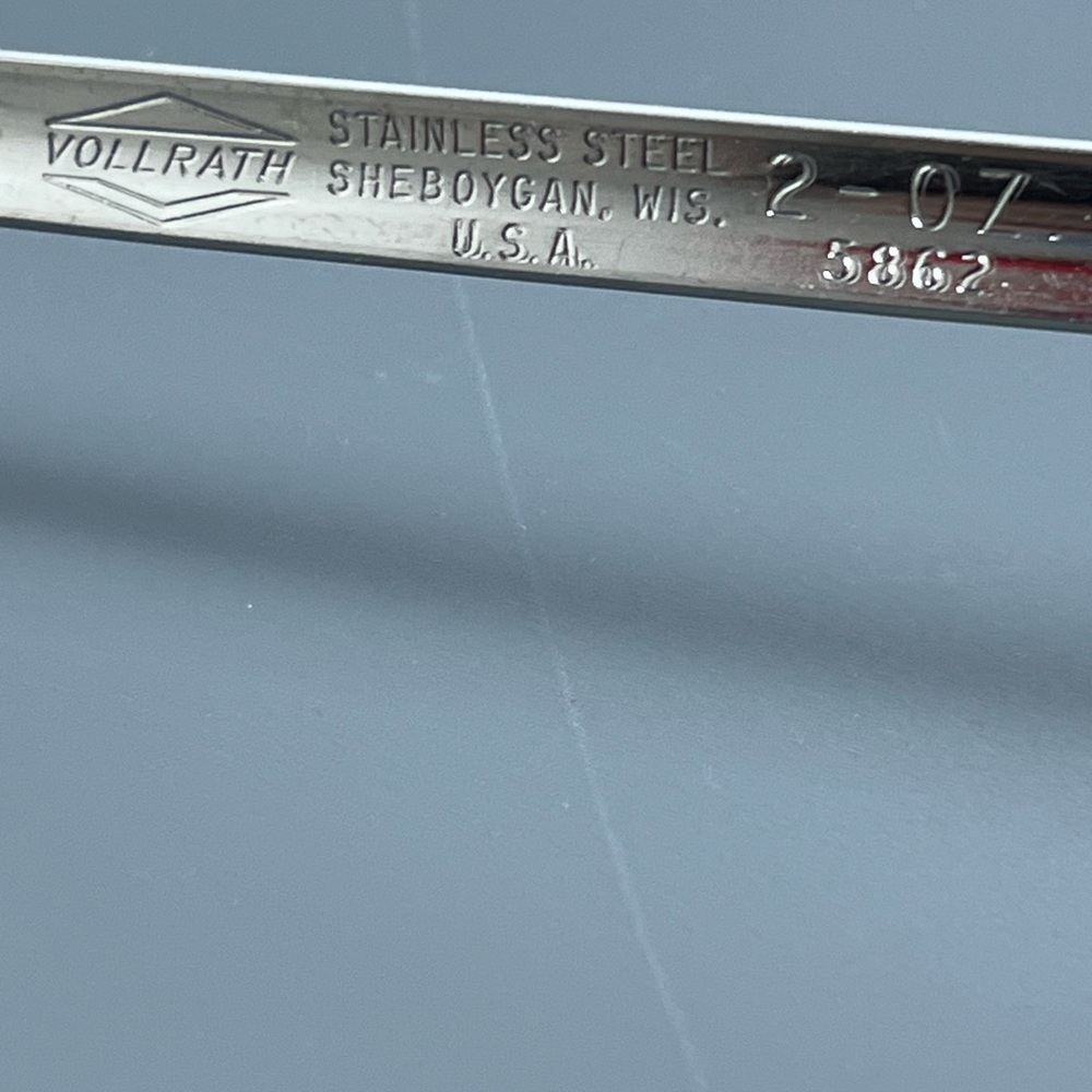 Vollrath 5862 Stainless Steel Ladle 2 Ounce Condiments Dressing - Picture 3 of 8